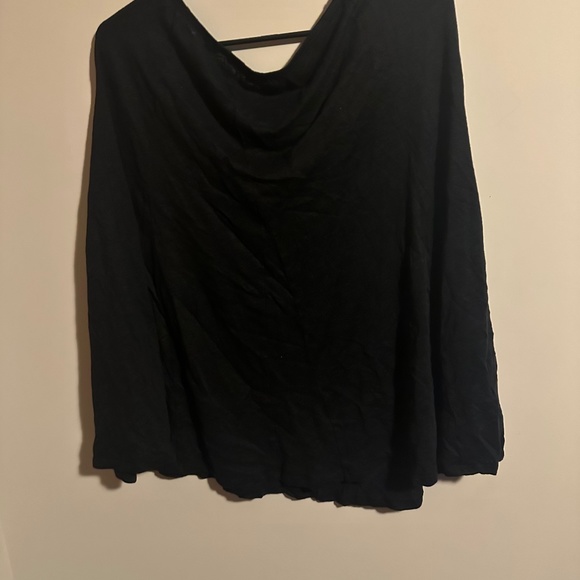 Black Knee Length Skirt - Picture 1 of 1